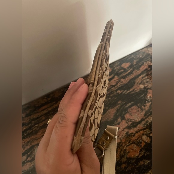 Coach messenger bag. Used. Condition 10:10 - Picture 9 of 12